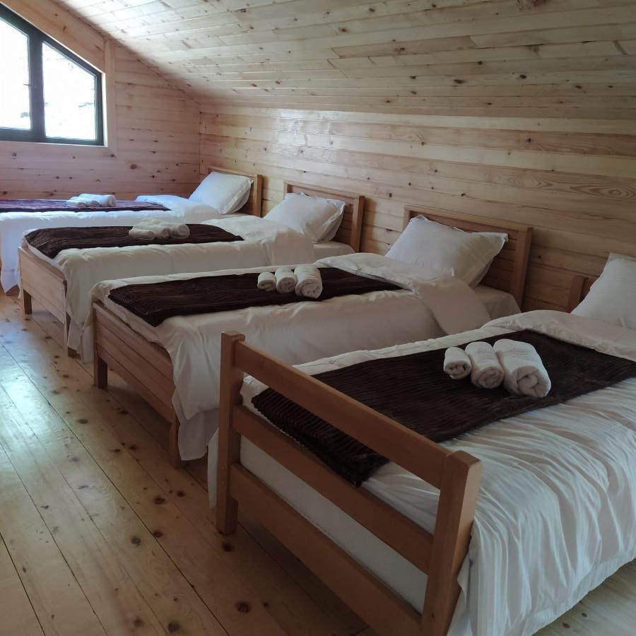 Gaul Gavkhe Hotel Uschguli Zimmer foto