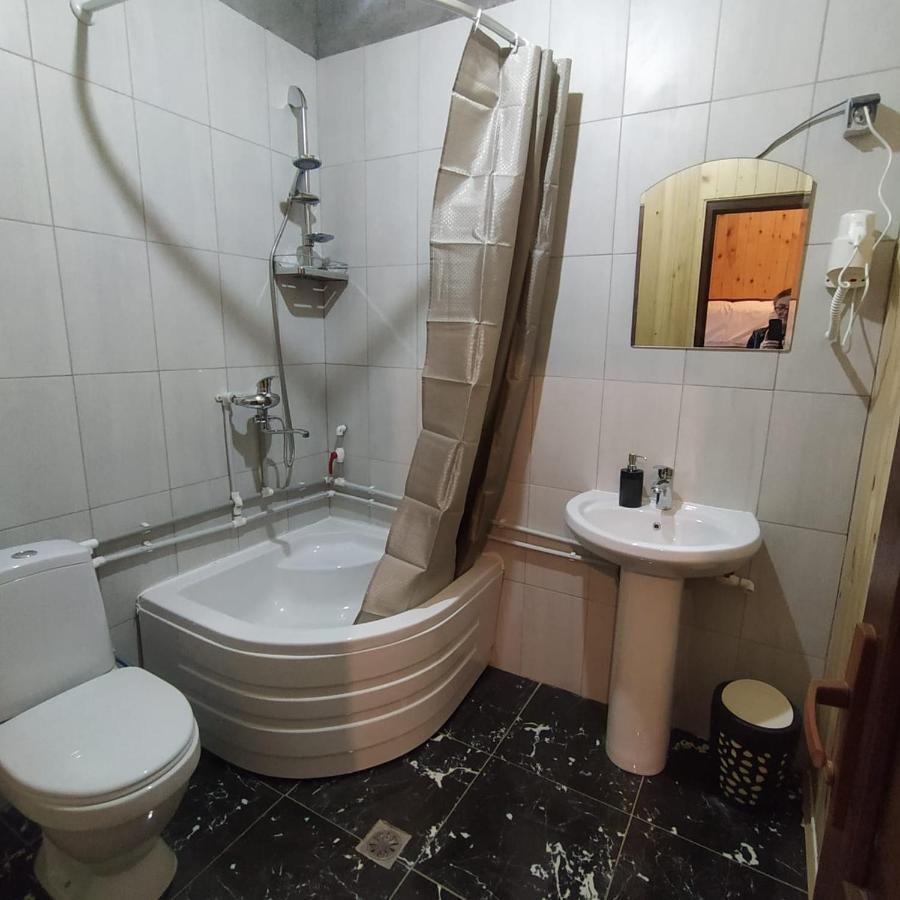 Gaul Gavkhe Hotel Uschguli Exterior foto