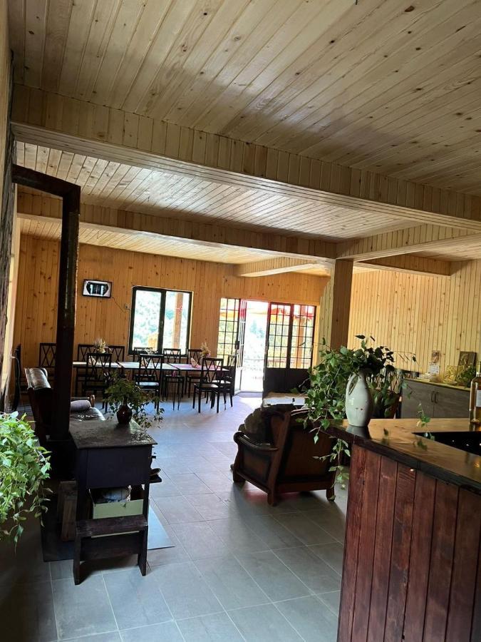 Gaul Gavkhe Hotel Uschguli Exterior foto