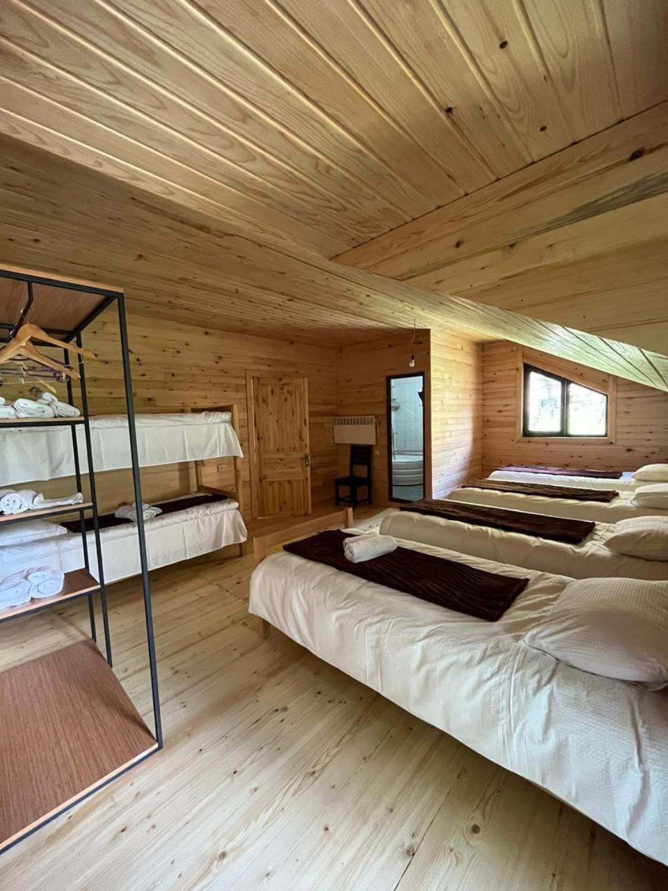 Gaul Gavkhe Hotel Uschguli Zimmer foto